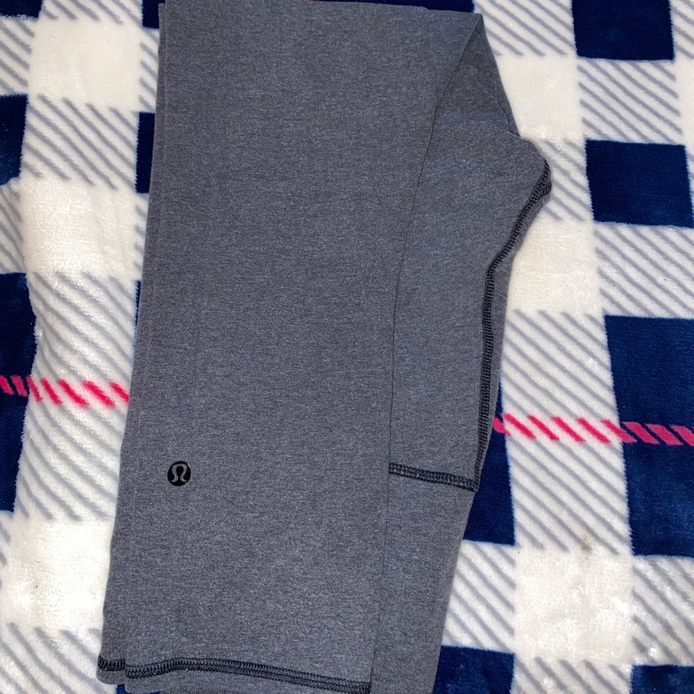 Size 6 Lululemon leggings MAKE OFFERS